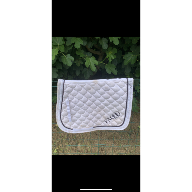 Tapis blanc PADD