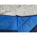 Tapis d’équitation bleu et bleu marine