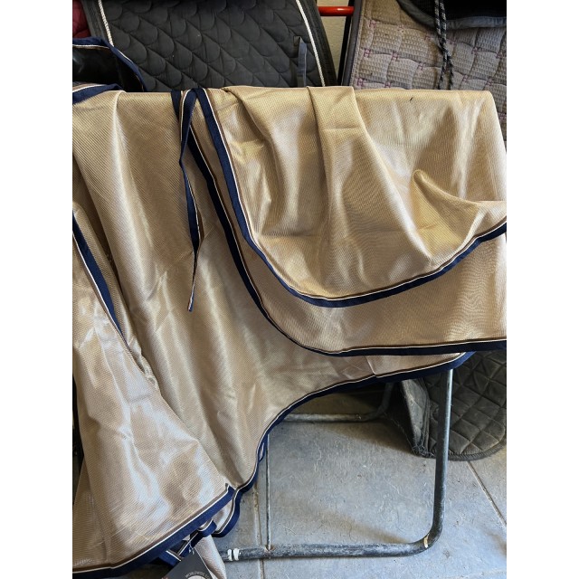 Couvre rein antimouches