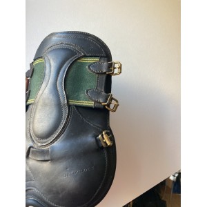 Guêtres noires cuir devoucoux