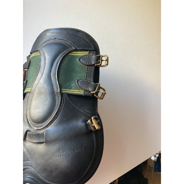 Guêtres noires cuir devoucoux