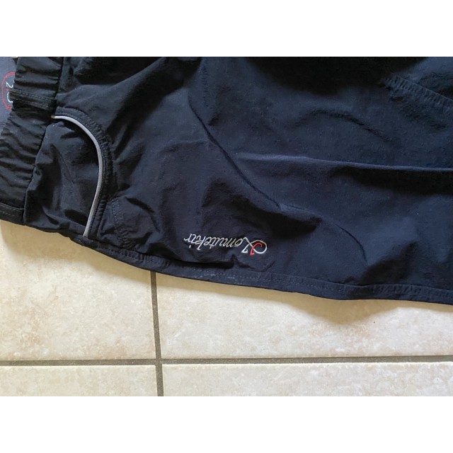 Pantalon noir Komunterik
