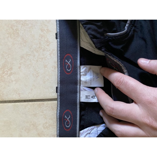 Pantalon noir Komunterik