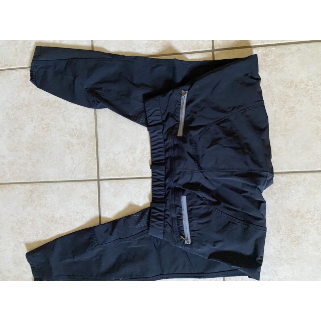 Pantalon noir Komunterik