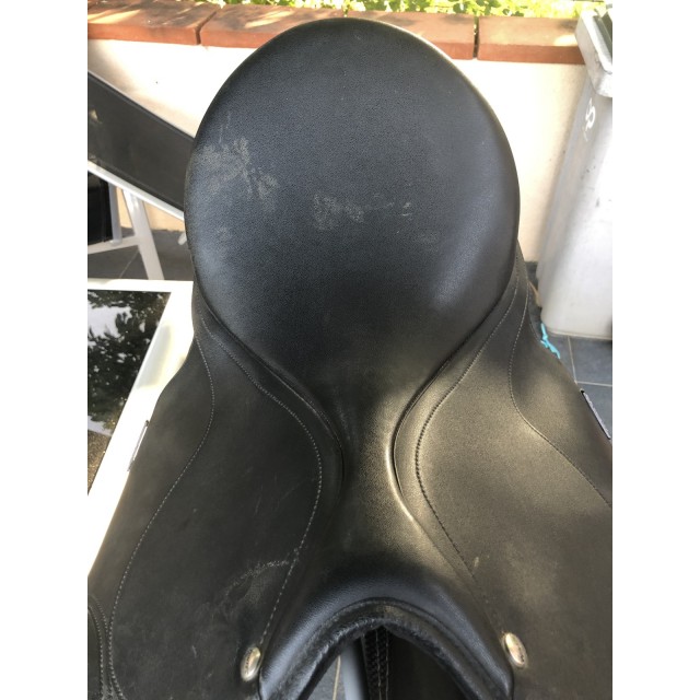 Selle dressage wintec 250 17 pouces