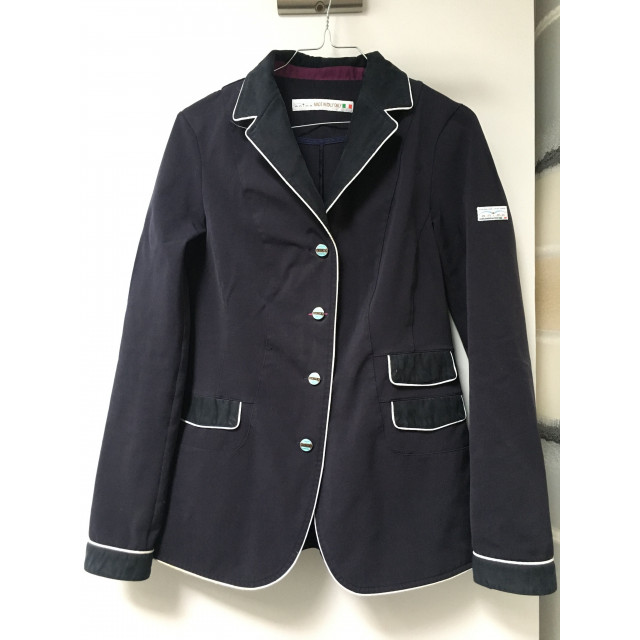 Veste animo