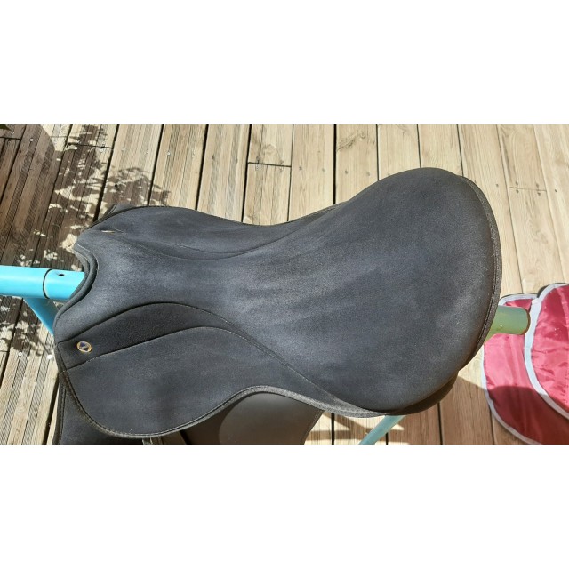 selle mixte 17 pouces toute équipée