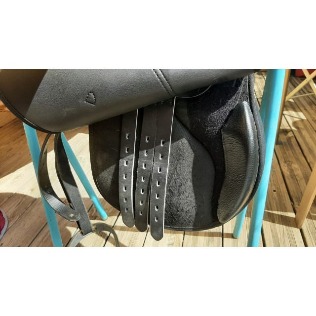 selle mixte 17 pouces toute équipée