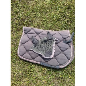 tapis + bonnet rose et gris