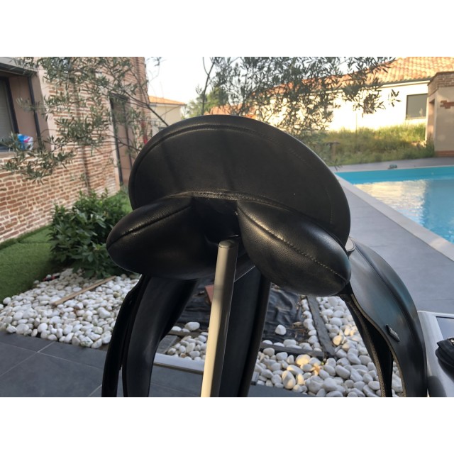 Selle dressage wintec 250 17 pouces