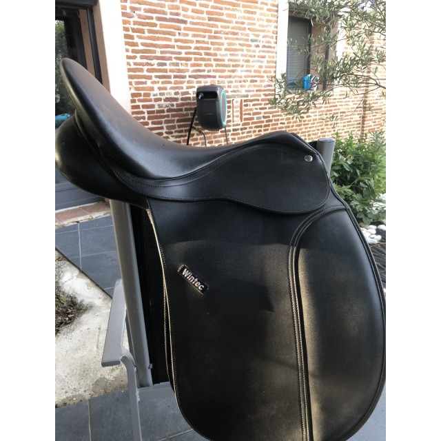 Selle dressage wintec 250 17 pouces