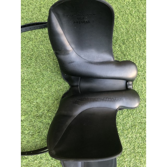 Selle dressage wintec 250 17 pouces