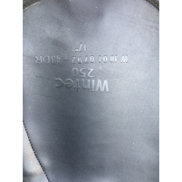 Selle dressage wintec 250 17 pouces