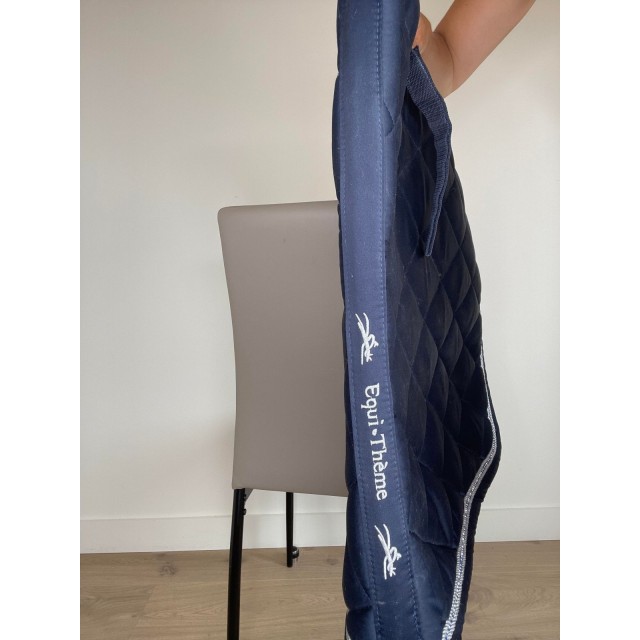 Tapis de dressage Equithème marine détails strass