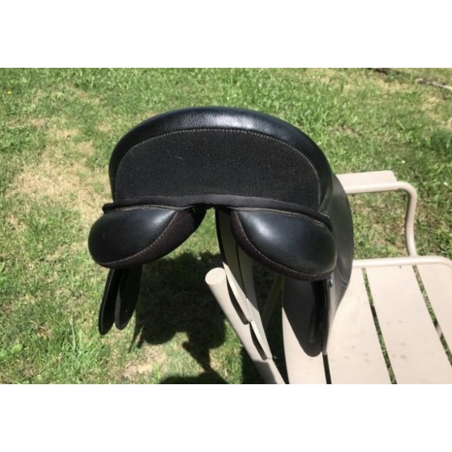 Selle Mixte Norton synthétique 17,5 pouces