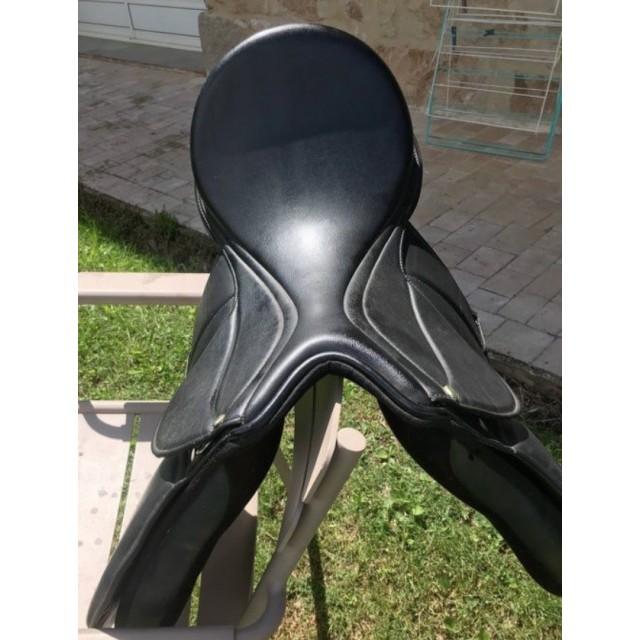 Selle Mixte Norton synthétique 17,5 pouces