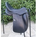 2 Selles de Dressage NEUVES Marque EQUIPE