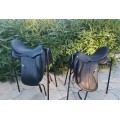 2 Selles de Dressage NEUVES Marque EQUIPE