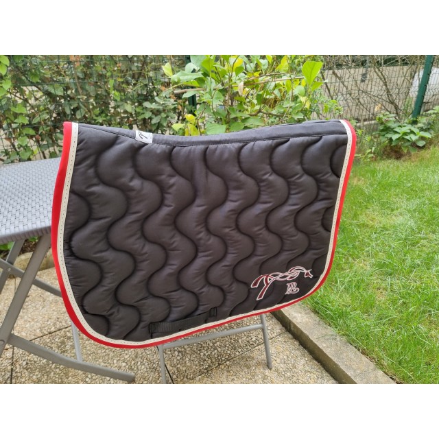 Tapis équitation Pénélope Leprévost Marine et Rouge