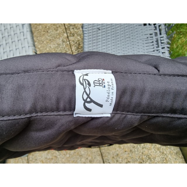 Tapis équitation Pénélope Leprévost Marine et Rouge