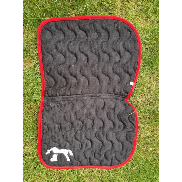 Tapis équitation Pénélope Leprévost Marine et Rouge