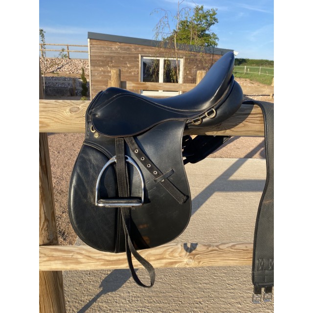 Selle norton en cuir