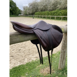Selle cross butet