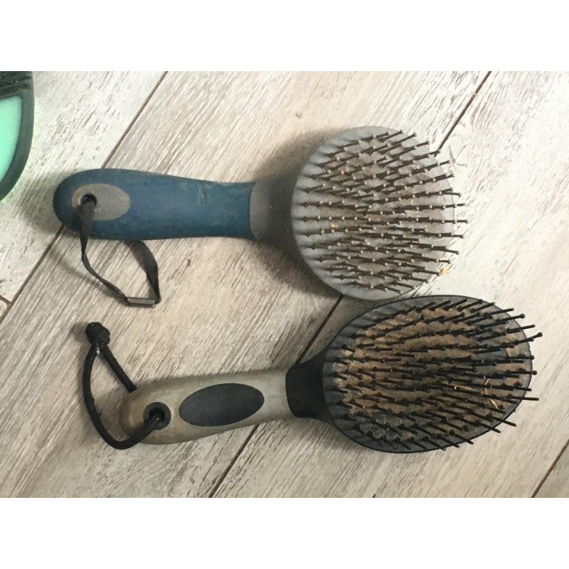 Brosses
