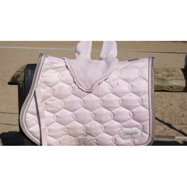 Ensemble Tapis / bonnet Eskadron