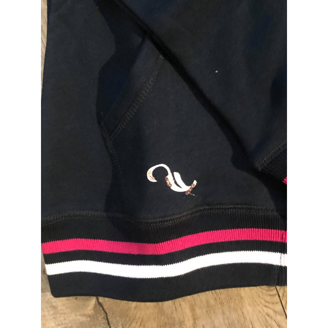 sweet shirt FLAGS ANS CUP