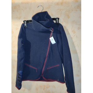 Veste polaire de 12 ans.