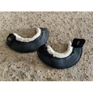 Cloche mouton noires