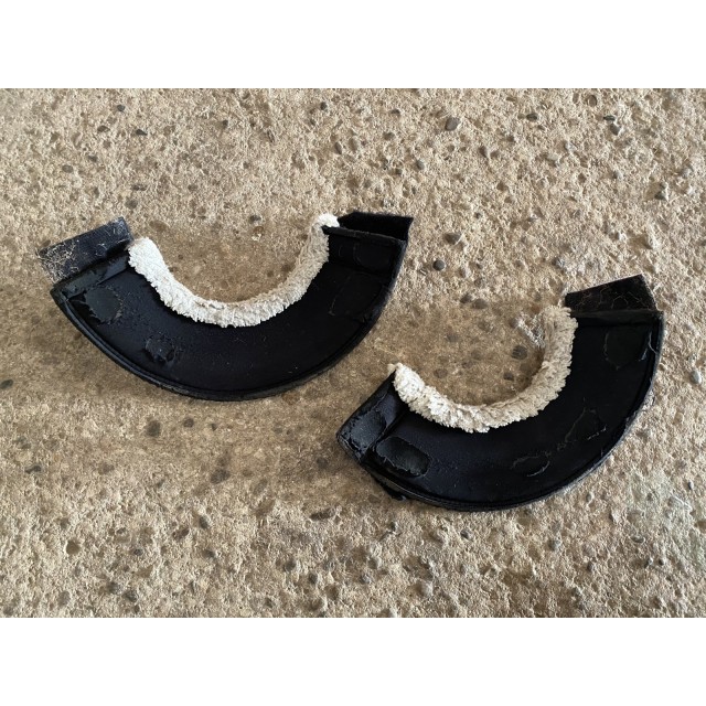 Cloche mouton noires