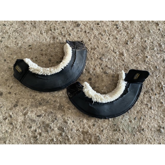 Cloche mouton noires