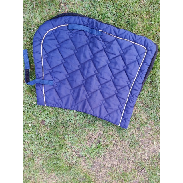 Tapis bleu marine
