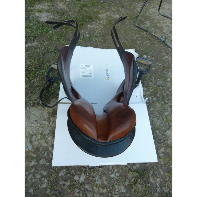 Selle mixte tendance dressage Stübben