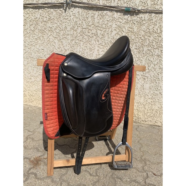 Selle dressage prestige mono quartier
