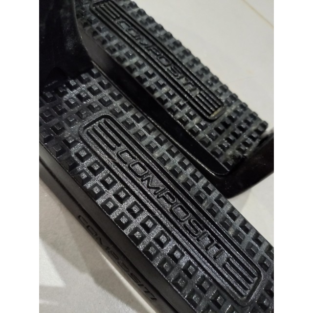 Étriers Compositi Noir