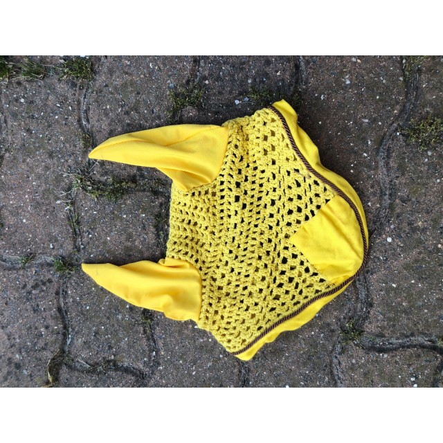 bonnet jaune