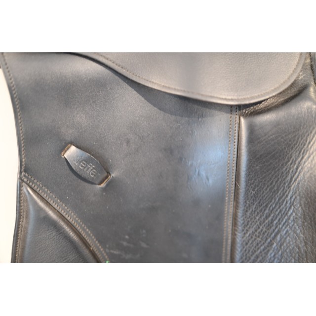 Selle de saut Kieffer Garmisch Evolution Taille 17.