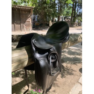 Selle de dressage Passier modèle Grand Gilbert avec etriers et sangle
