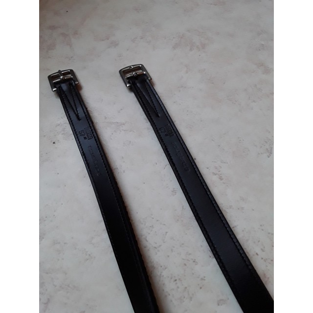 Etrivières noires Fouganza
