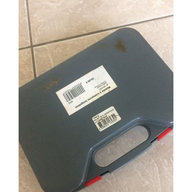 Boîte à crampons