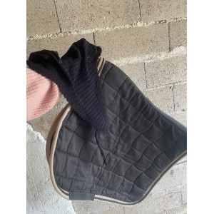 Ensemble tapis et bonnet long noir taille cheval