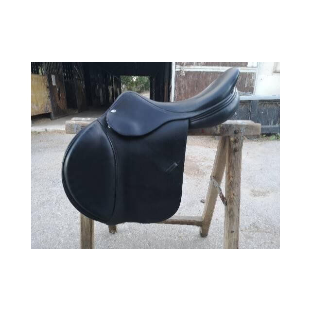 Selle équipe noire 17 pouces