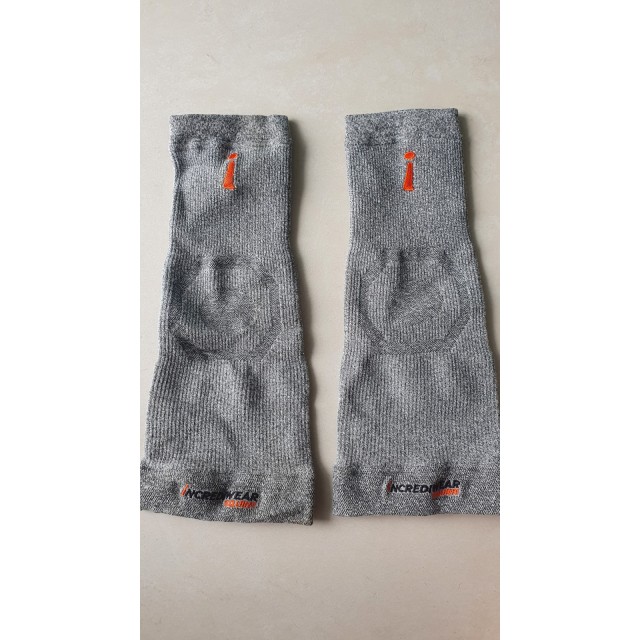 NEUF Chaussettes Incrediwear Equine Hoofs