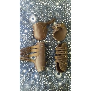 Ensemble guêtres et protège-boulets en cuir