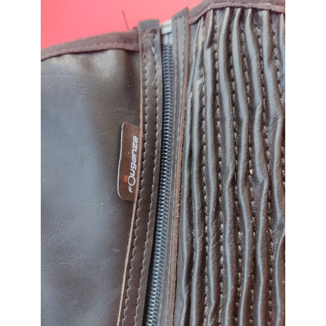 Mini-chaps en cuir