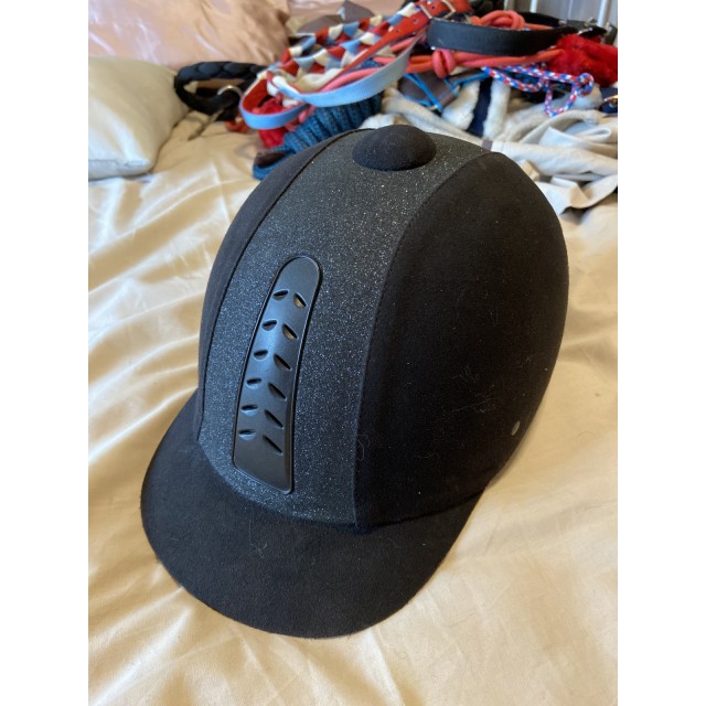 Bombe noire à paillettes