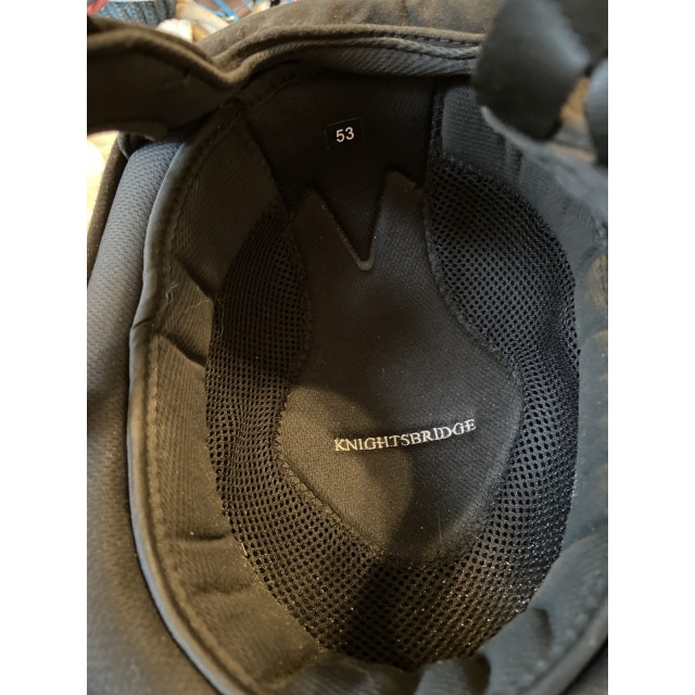 Bombe noire à paillettes